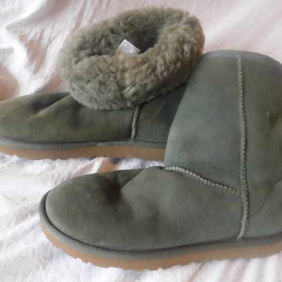 Green Ugg Winter boots Womens Size 6 Pre OWned - Picture 6 of 10